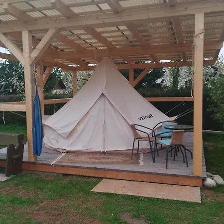 Glamping Mezi Ploty Luksustelt Rovnacov